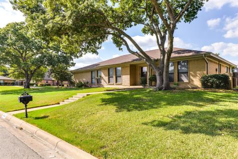 4716 Cinnamon Hill Drive Fort Worth TX 76133