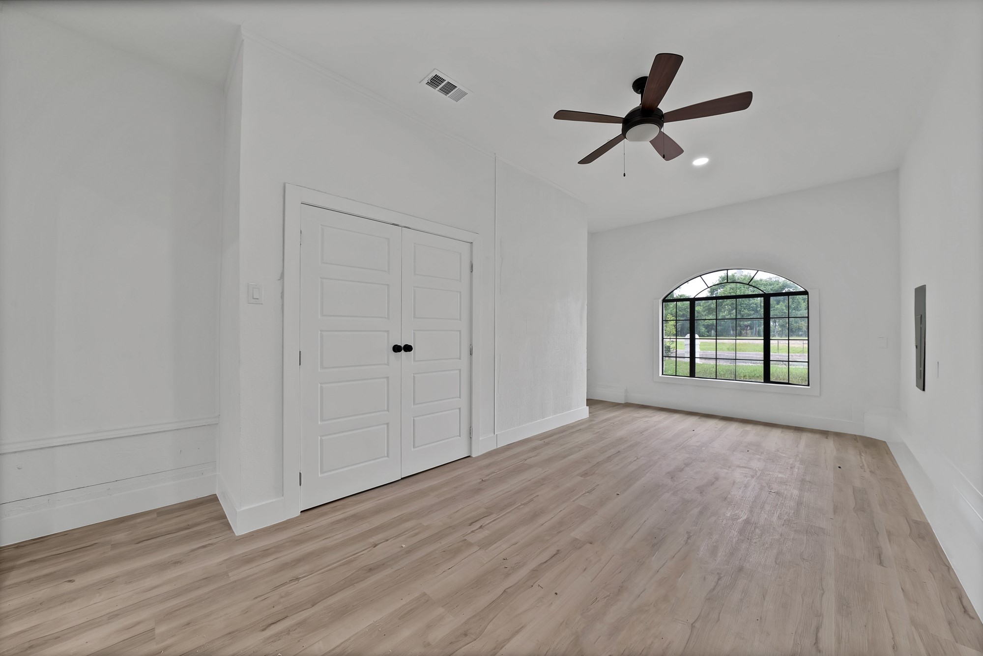 734 Tower Crest Drive Duncanville TX 75116