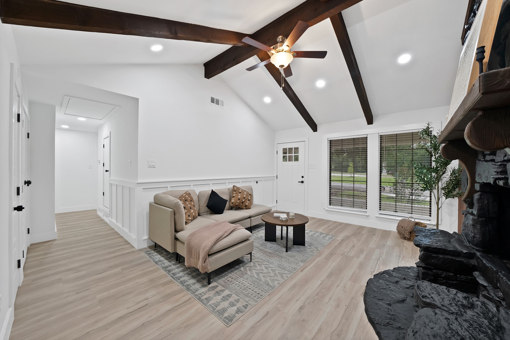 734 Tower Crest Drive Duncanville TX 75116