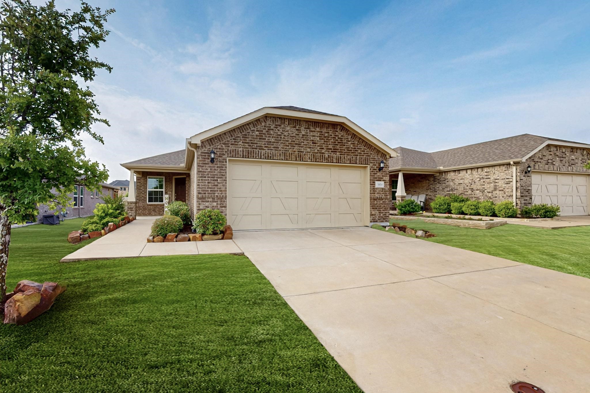 904 Rough Hollow Drive Mckinney TX 75071