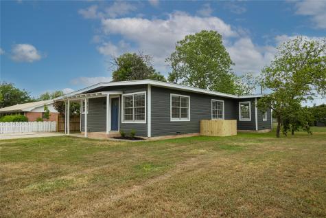 904 E Fitzgerald Street Bangs TX 76823
