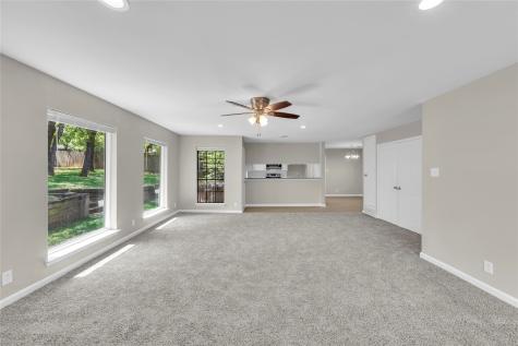 12 Somerset Terrace Bedford TX 76022