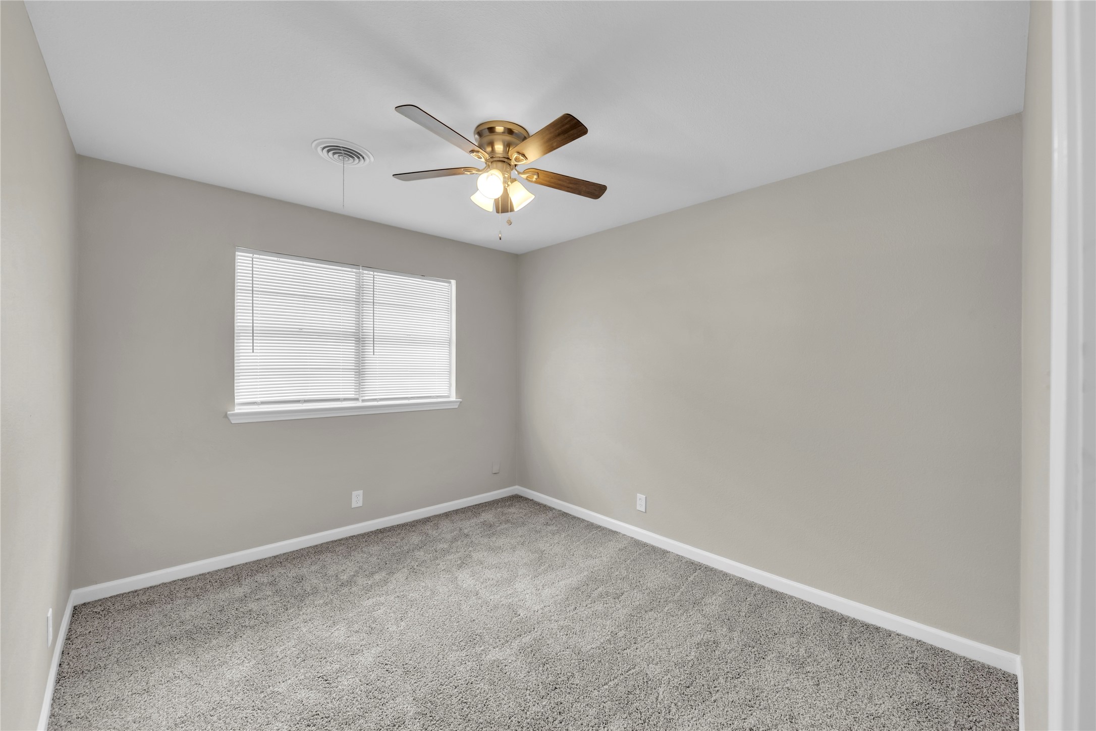 12 Somerset Terrace Bedford TX 76022