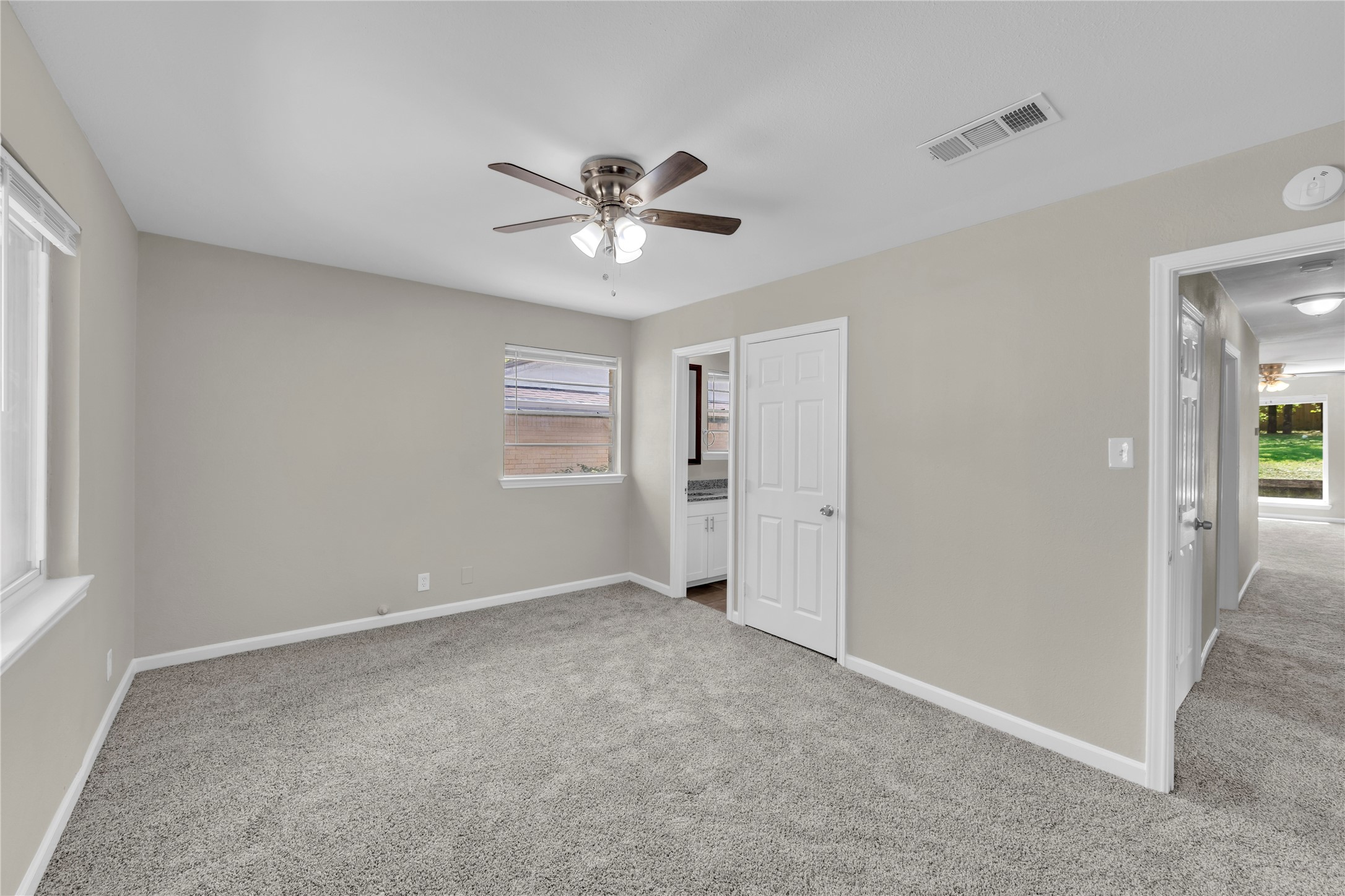12 Somerset Terrace Bedford TX 76022