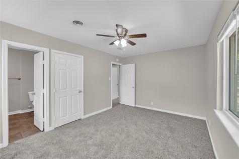 12 Somerset Terrace Bedford TX 76022