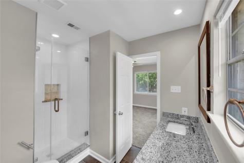 12 Somerset Terrace Bedford TX 76022