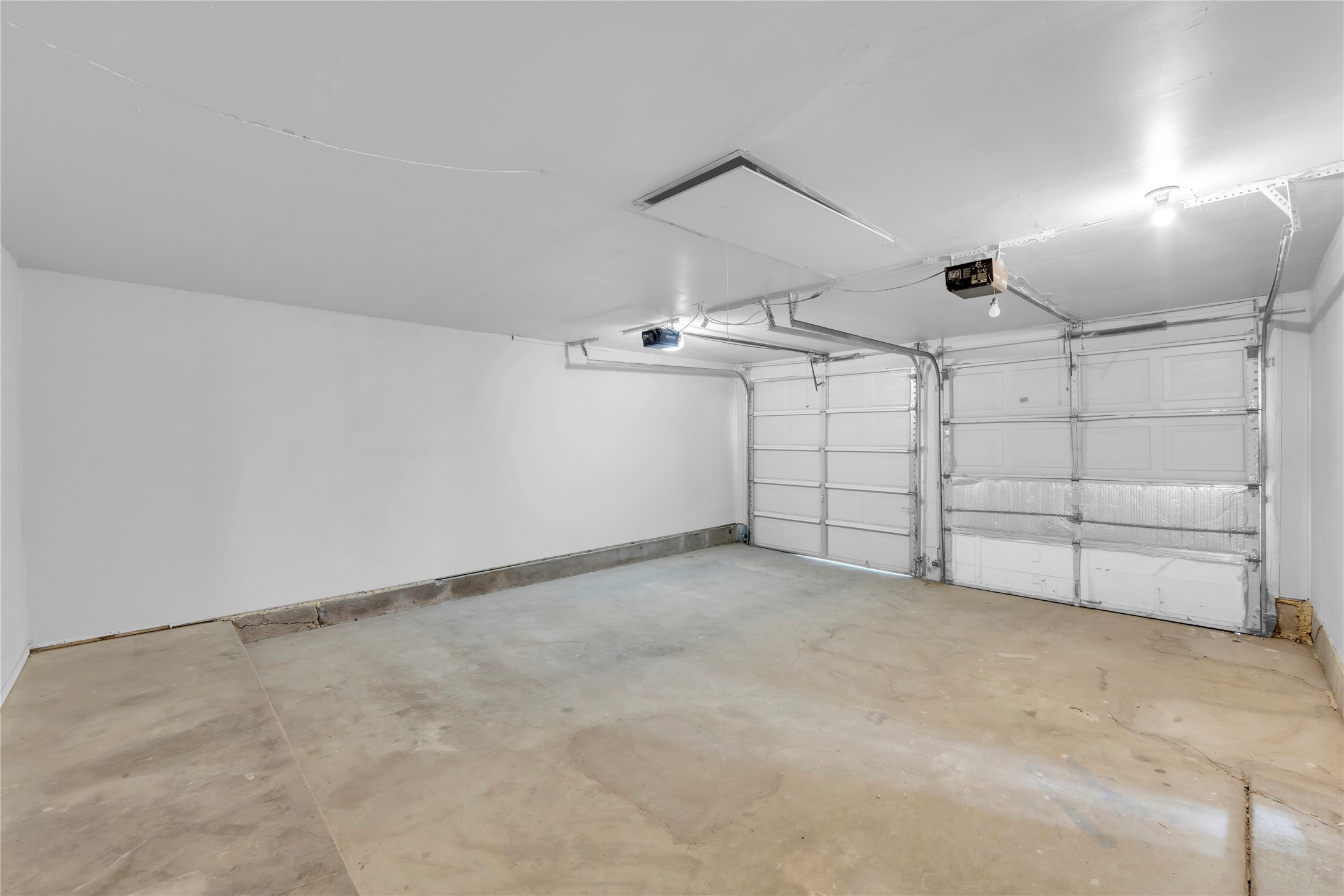 12 Somerset Terrace Bedford TX 76022
