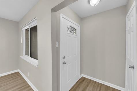 12 Somerset Terrace Bedford TX 76022
