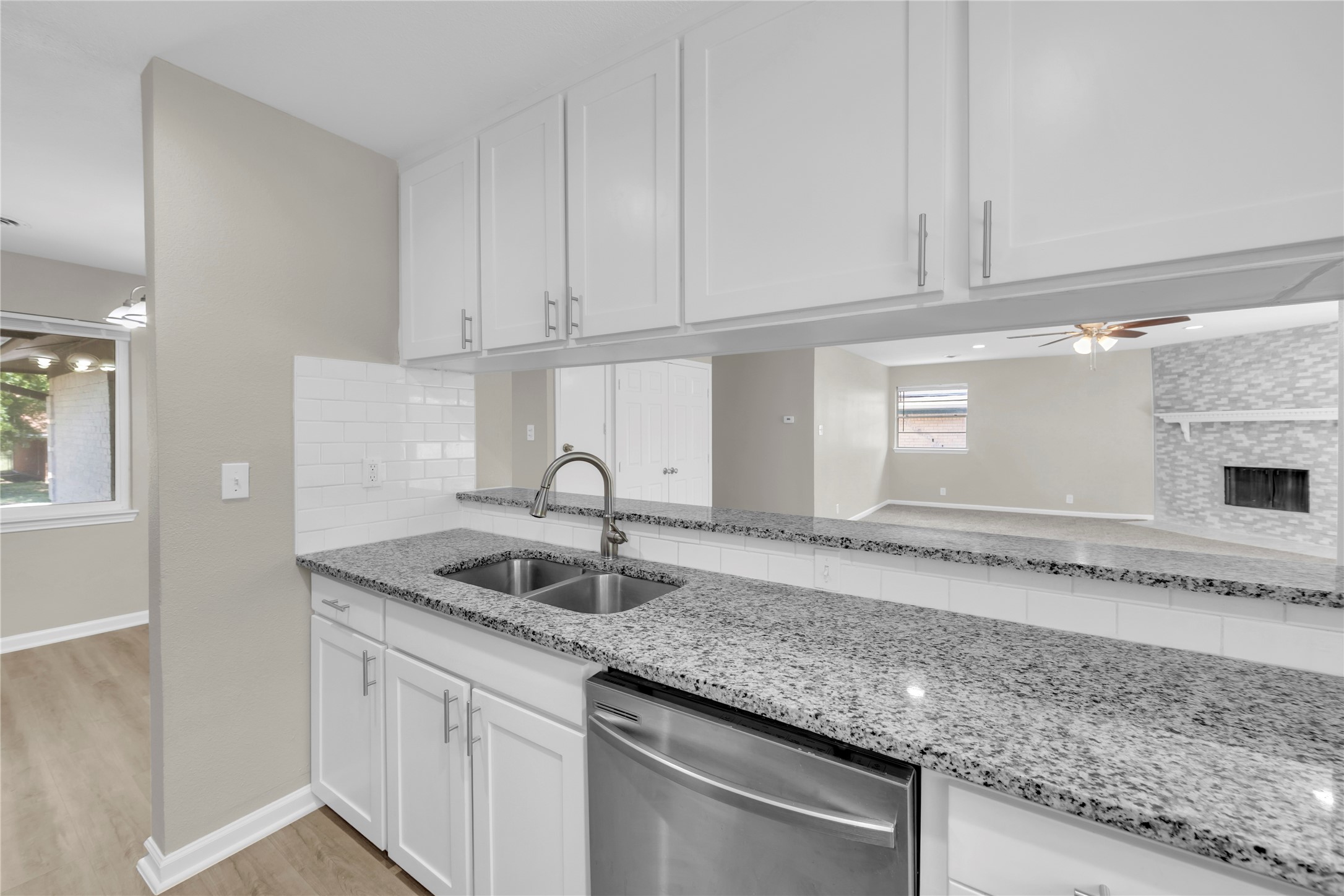 12 Somerset Terrace Bedford TX 76022