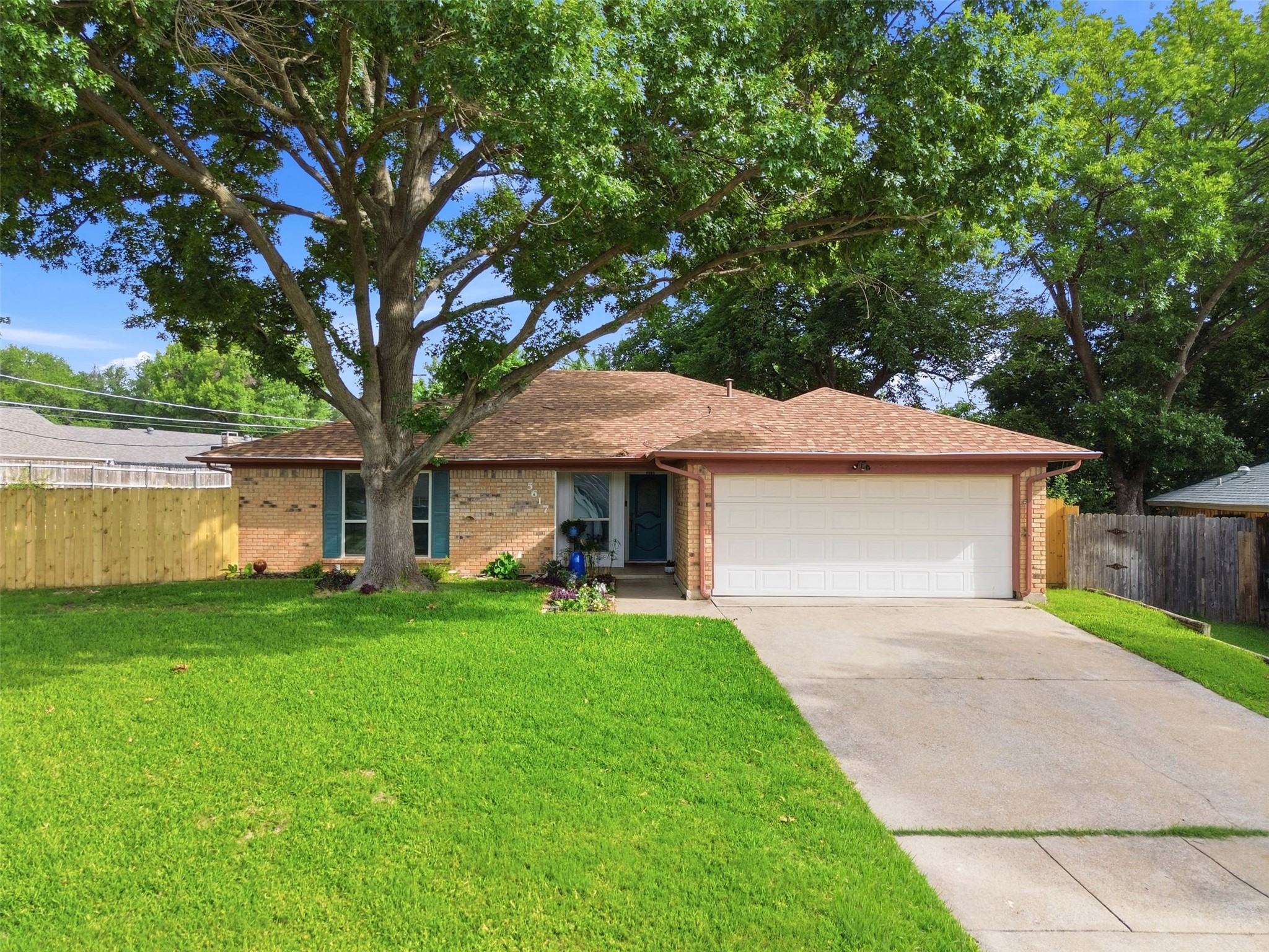 5617 Kindling Court Arlington TX 76016