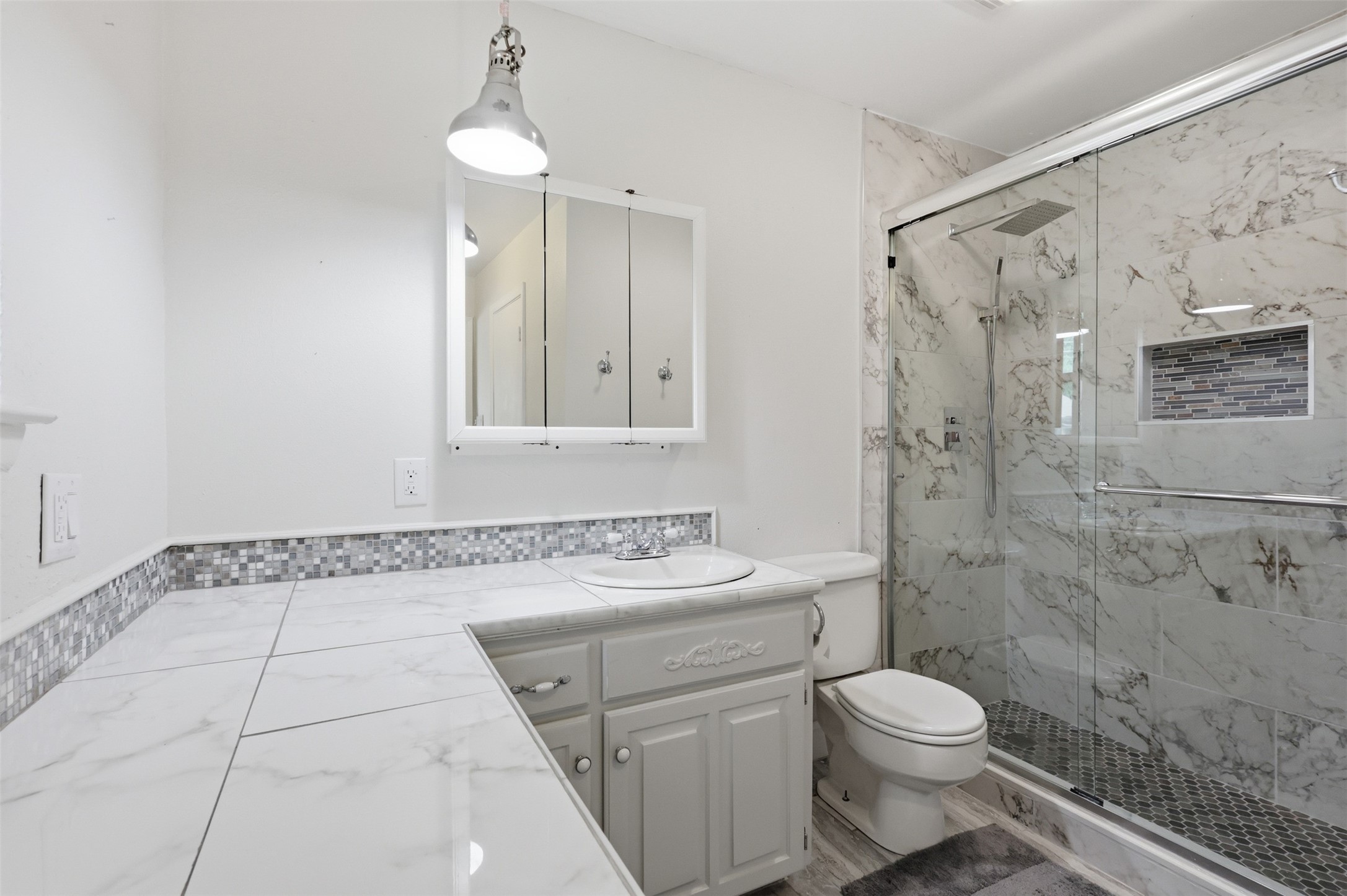5617 Kindling Court Arlington TX 76016
