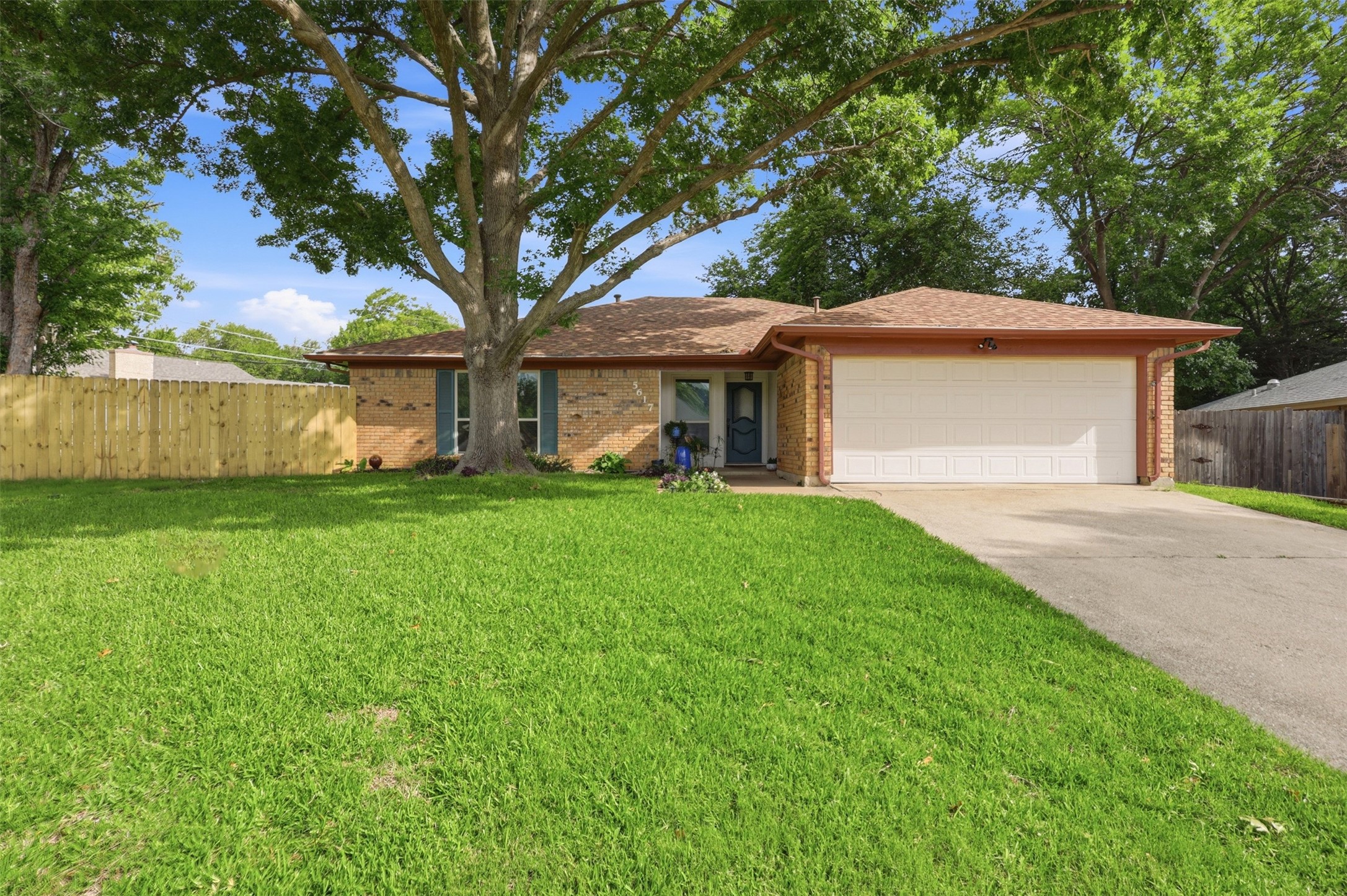 5617 Kindling Court Arlington TX 76016