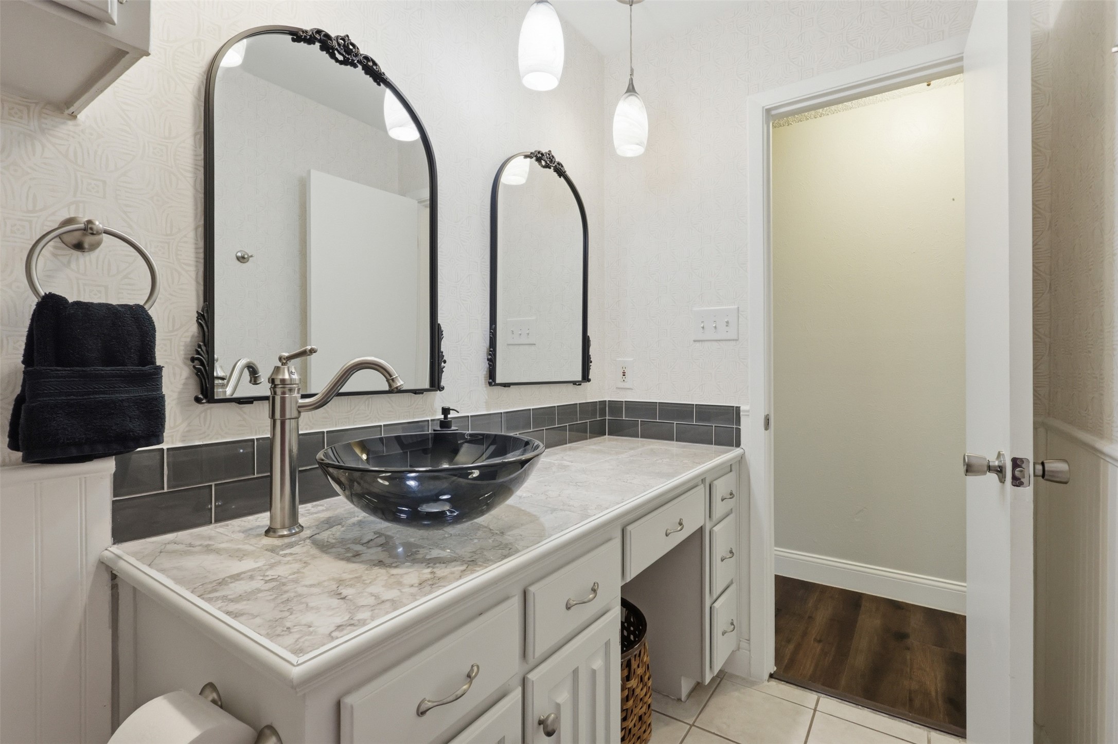 5617 Kindling Court Arlington TX 76016