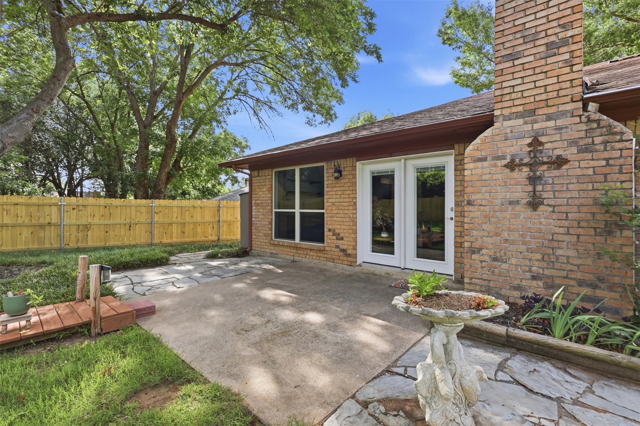 5617 Kindling Court Arlington TX 76016