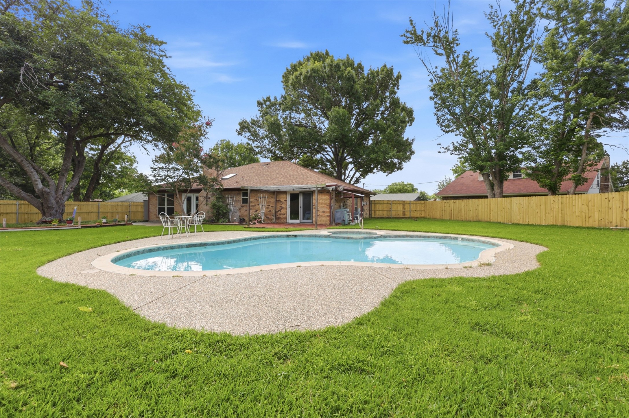 5617 Kindling Court Arlington TX 76016