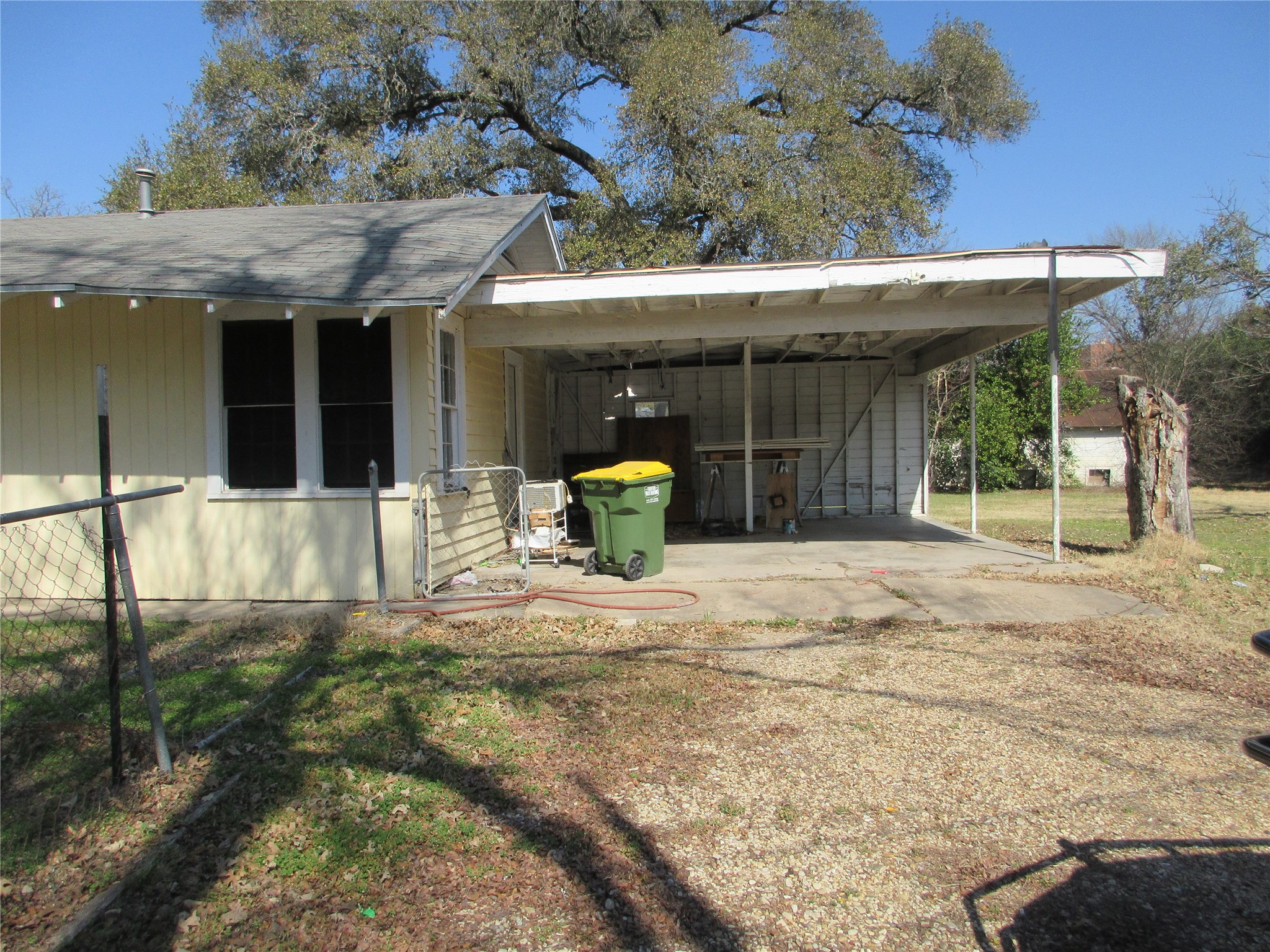 916 Ward Marlin TX 76661