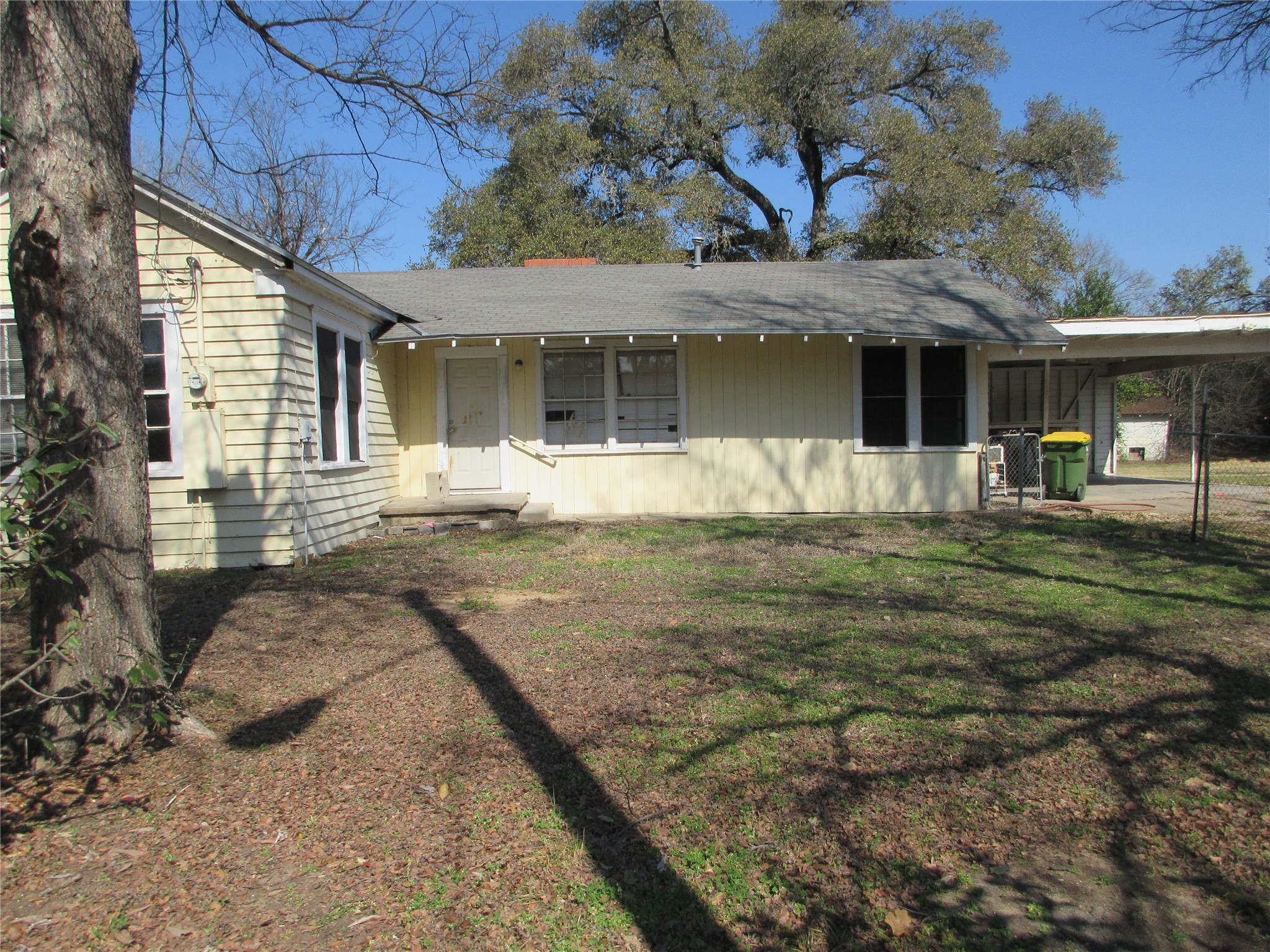 916 Ward Marlin TX 76661