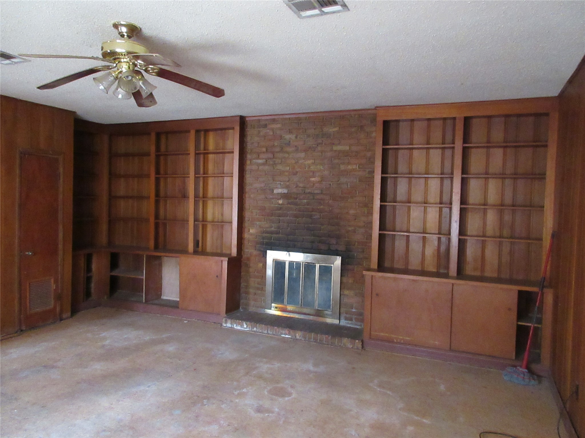 916 Ward Marlin TX 76661