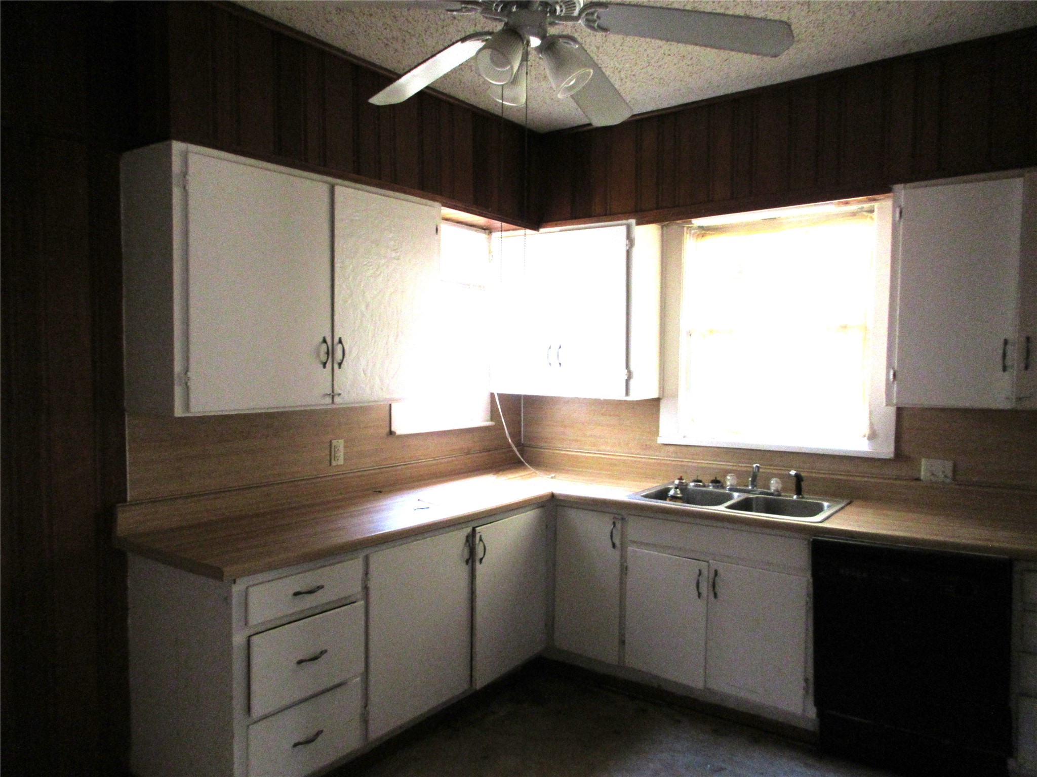 916 Ward Marlin TX 76661