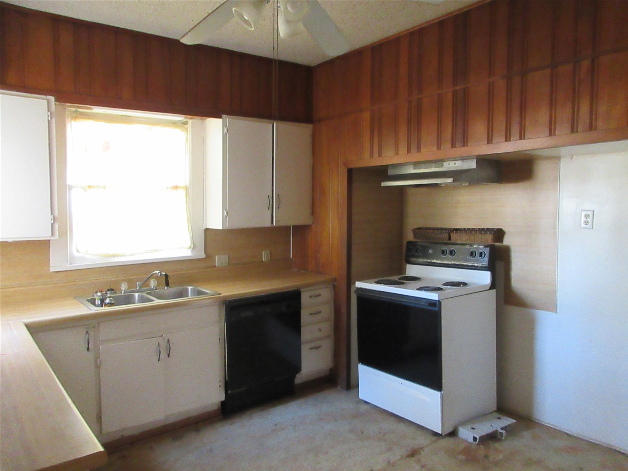 916 Ward Marlin TX 76661