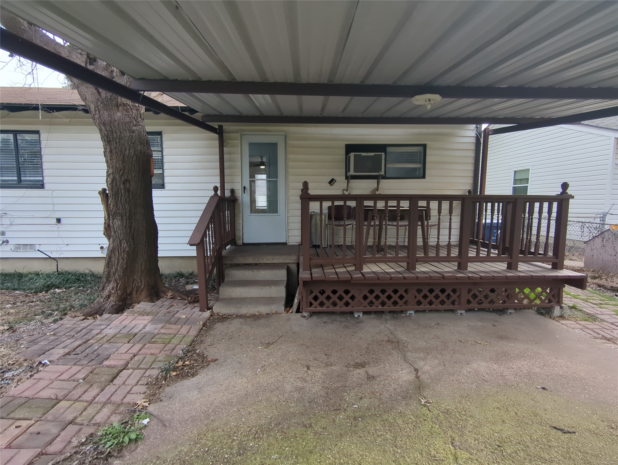 1449 Nash Street Garland TX 75042