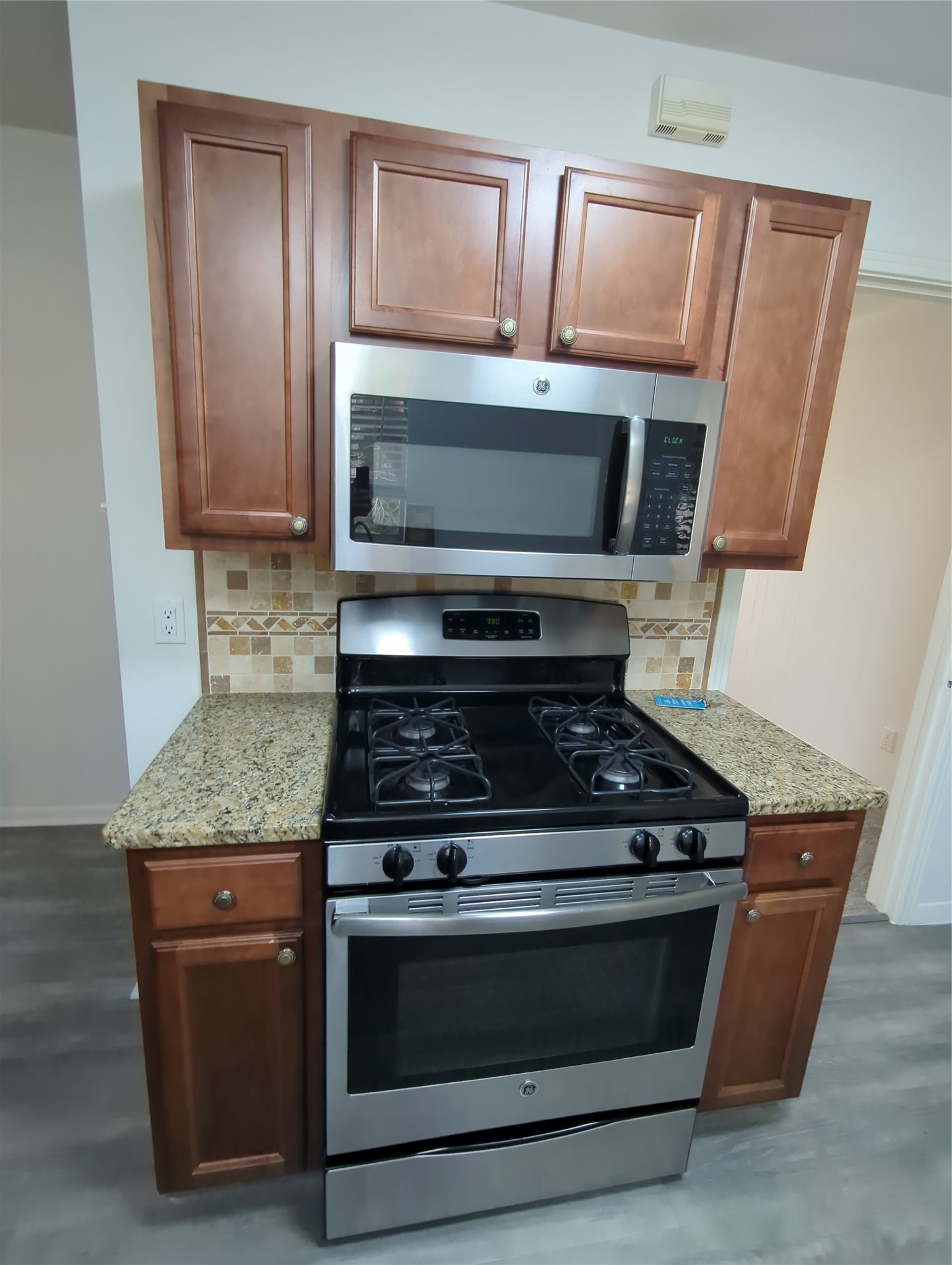 1449 Nash Street Garland TX 75042