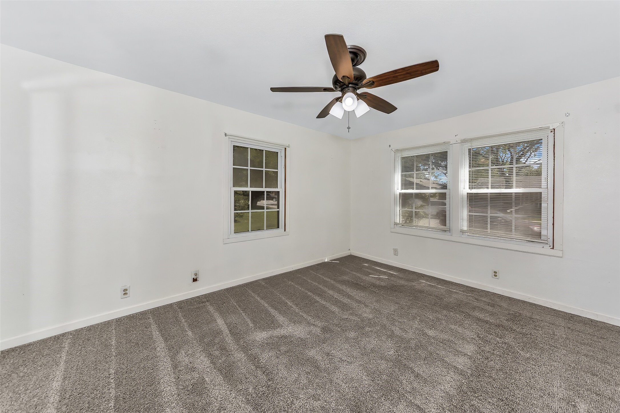 5029 Vicki Street Haltom City TX 76117