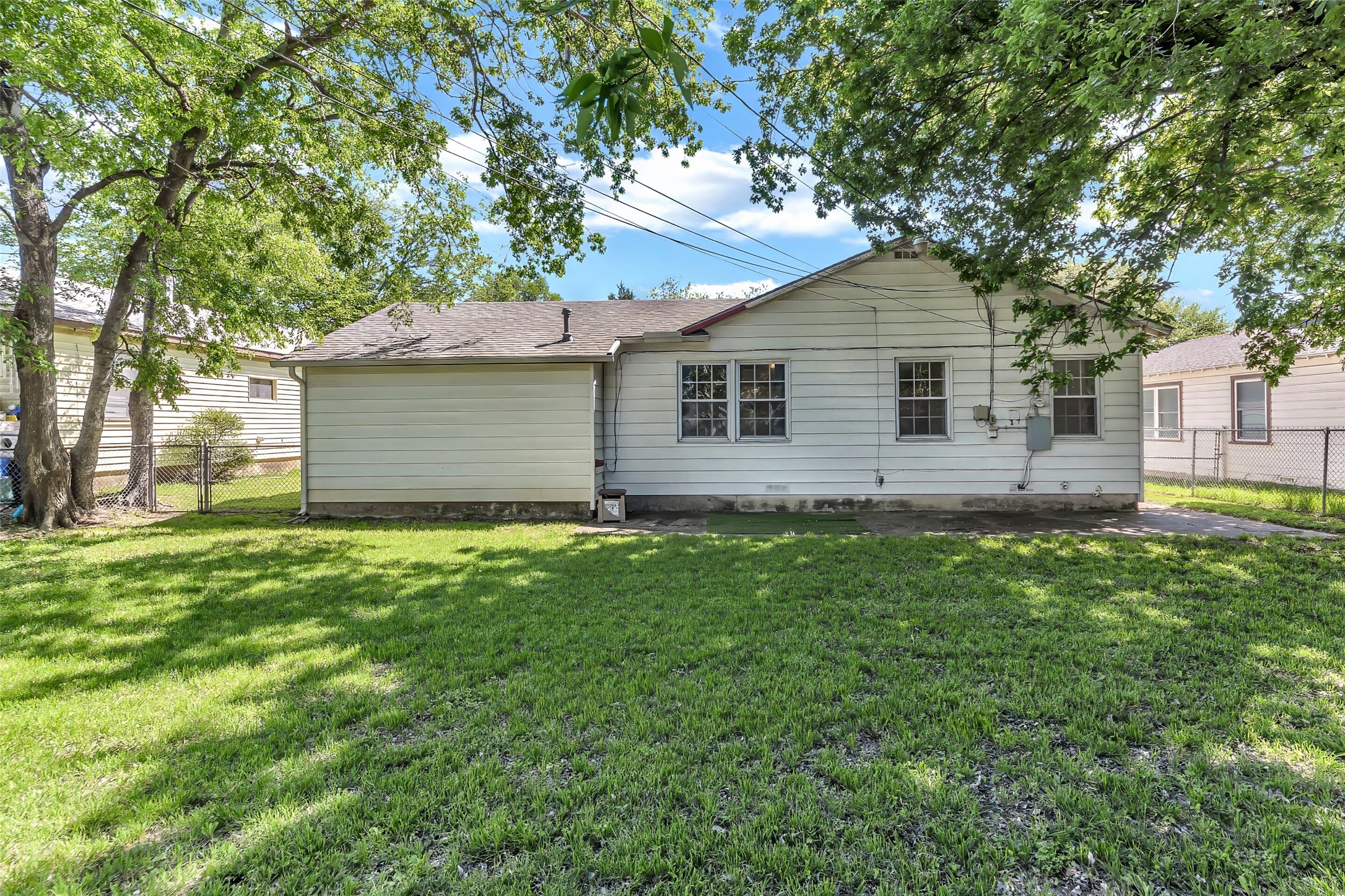 5029 Vicki Street Haltom City TX 76117