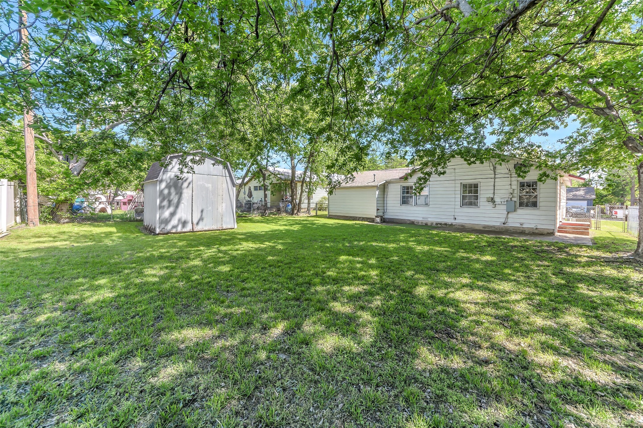 5029 Vicki Street Haltom City TX 76117