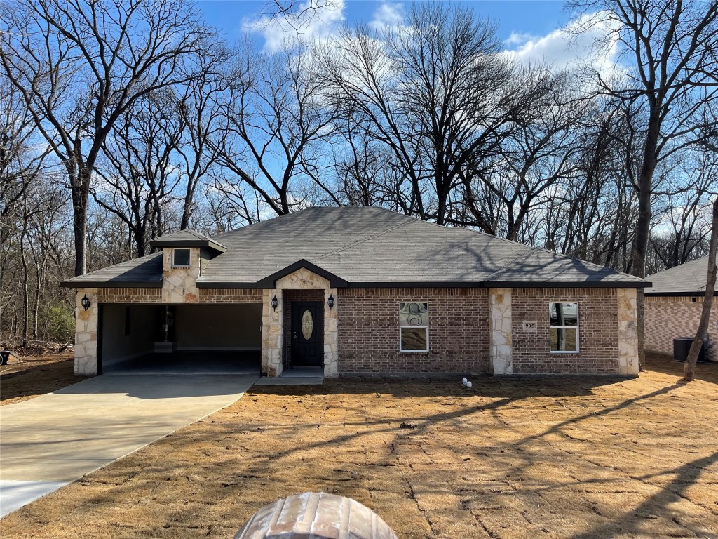 905 Netherland Drive Seagoville TX 75159