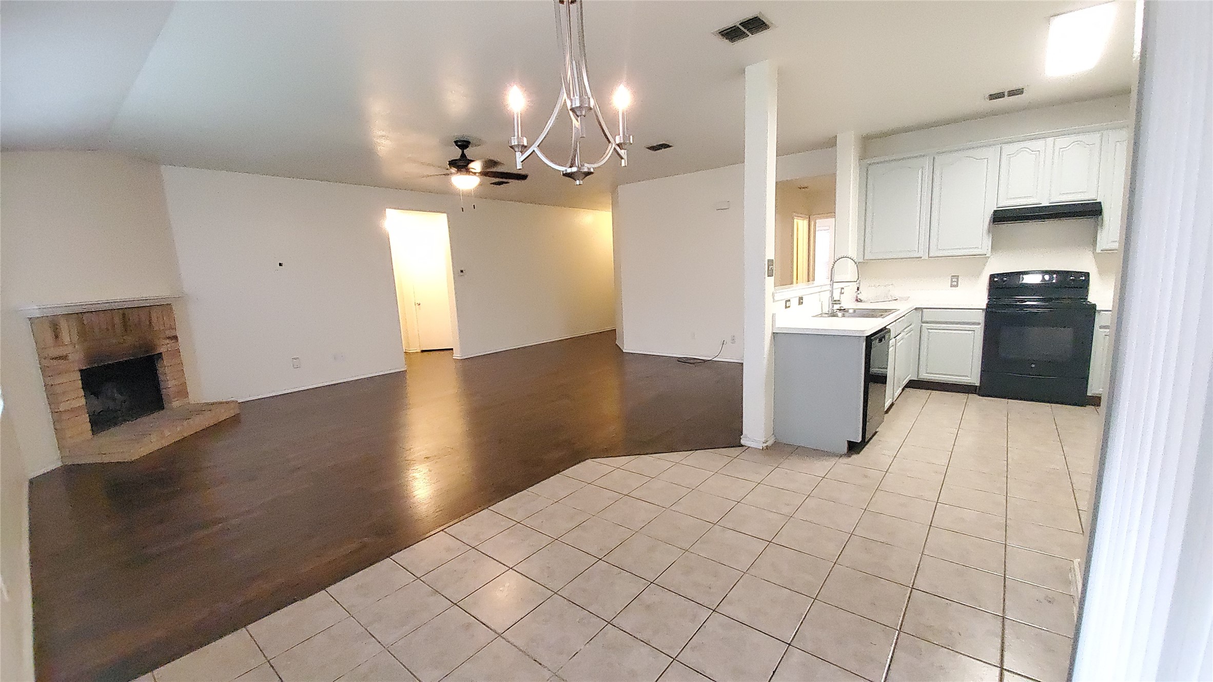 1118 Bradford Drive Glenn Heights TX 75154