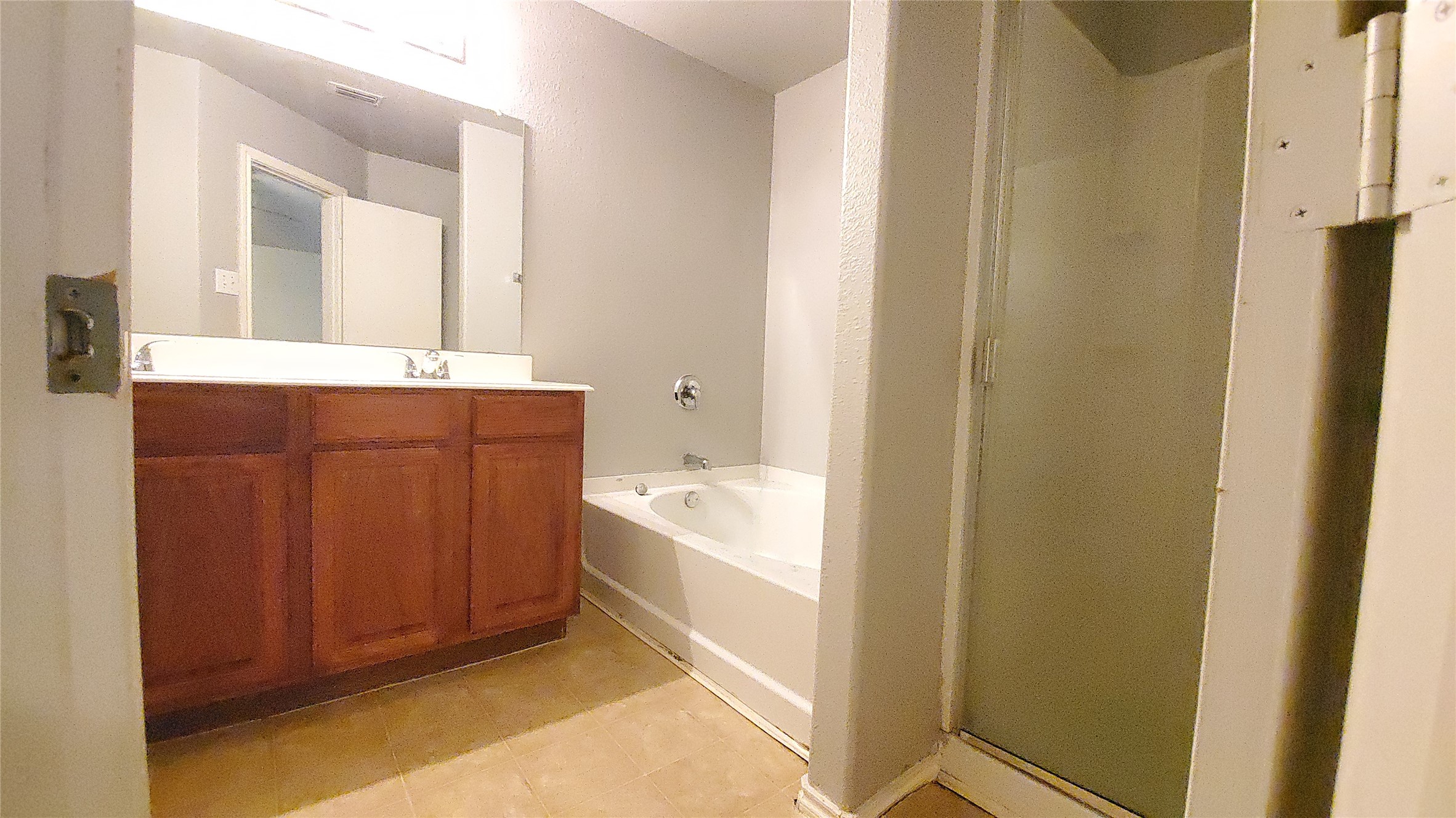1118 Bradford Drive Glenn Heights TX 75154