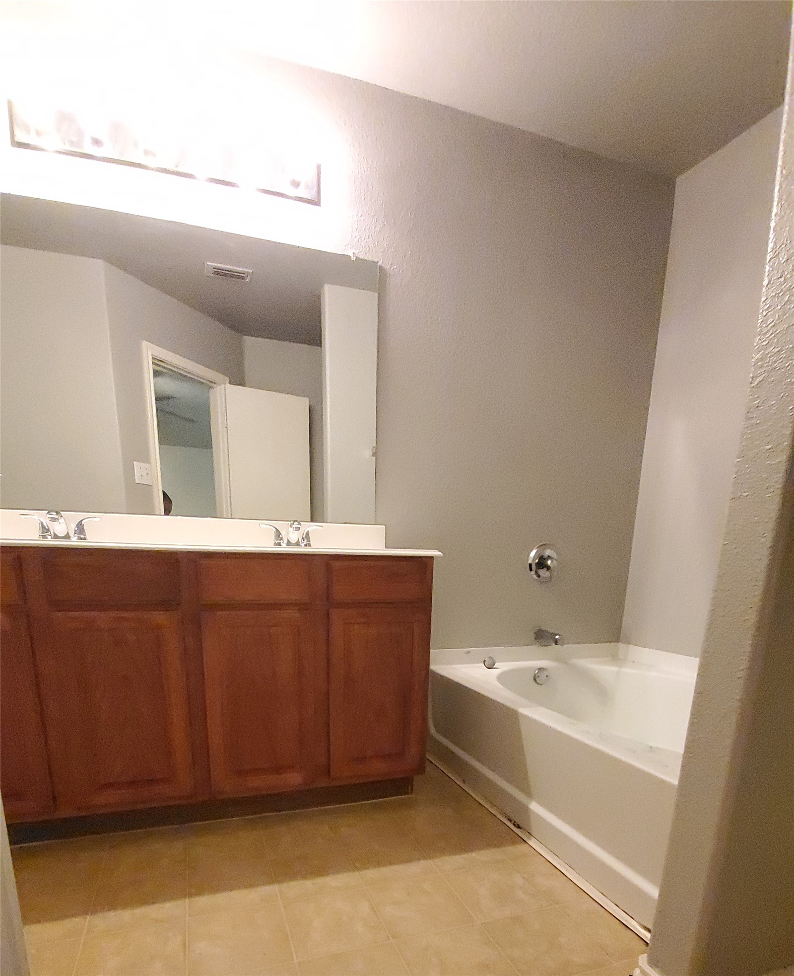1118 Bradford Drive Glenn Heights TX 75154