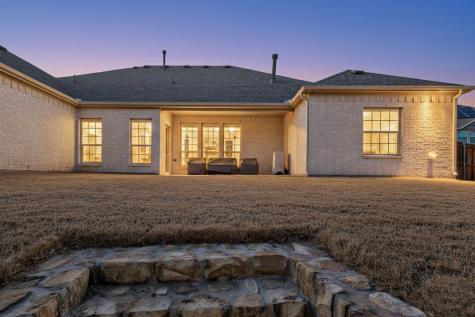 824 State Street Desoto TX 75115