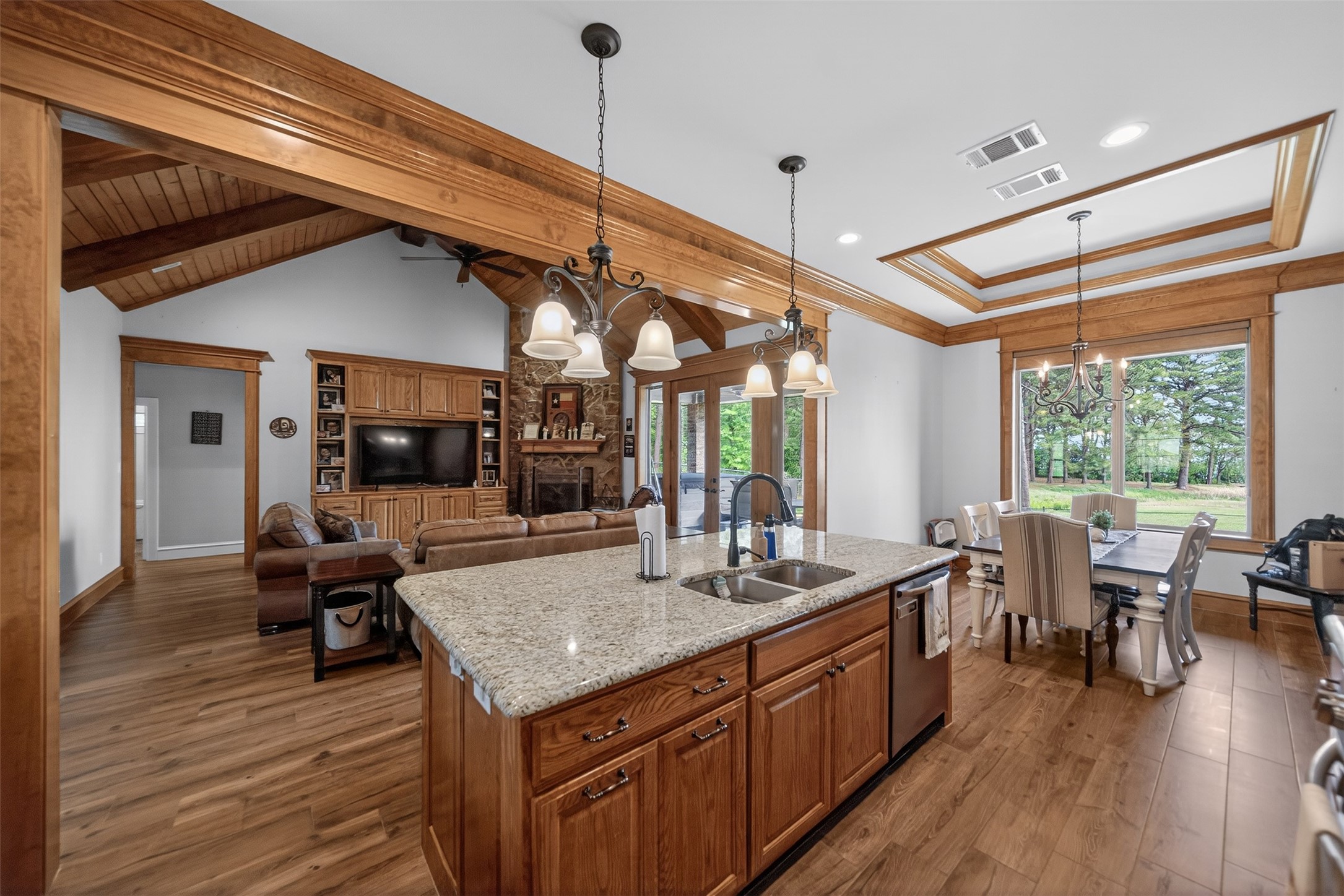 10227 County Road 4101 Frankston TX 75763