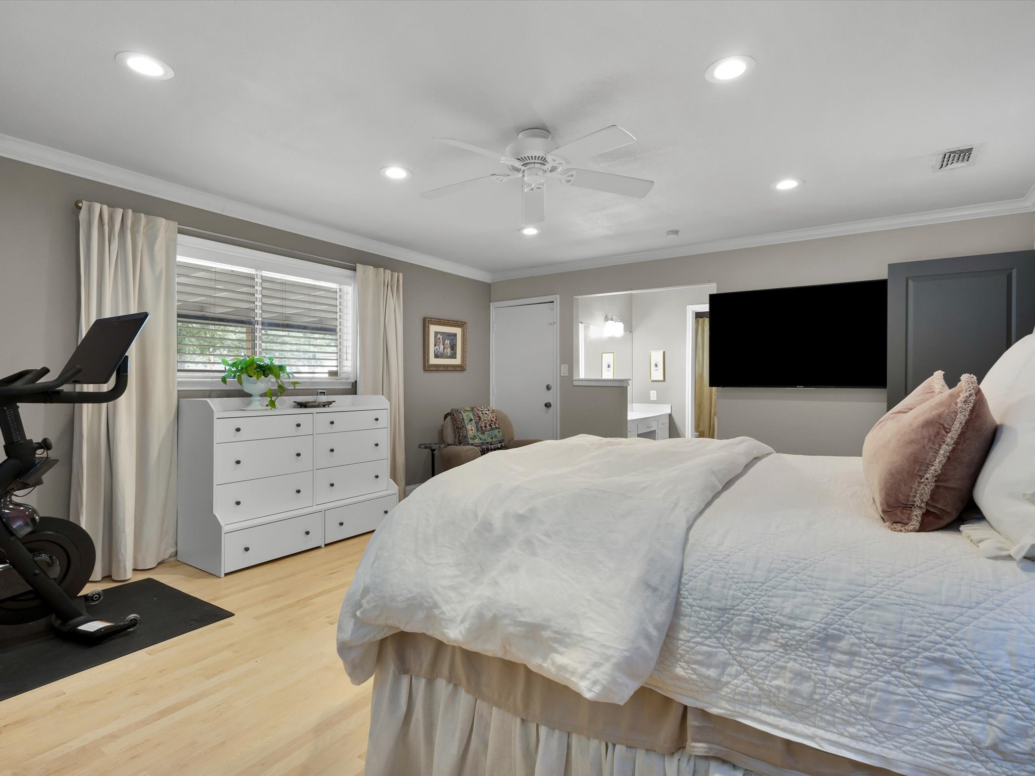 6004 Ken Avenue Arlington TX 76001