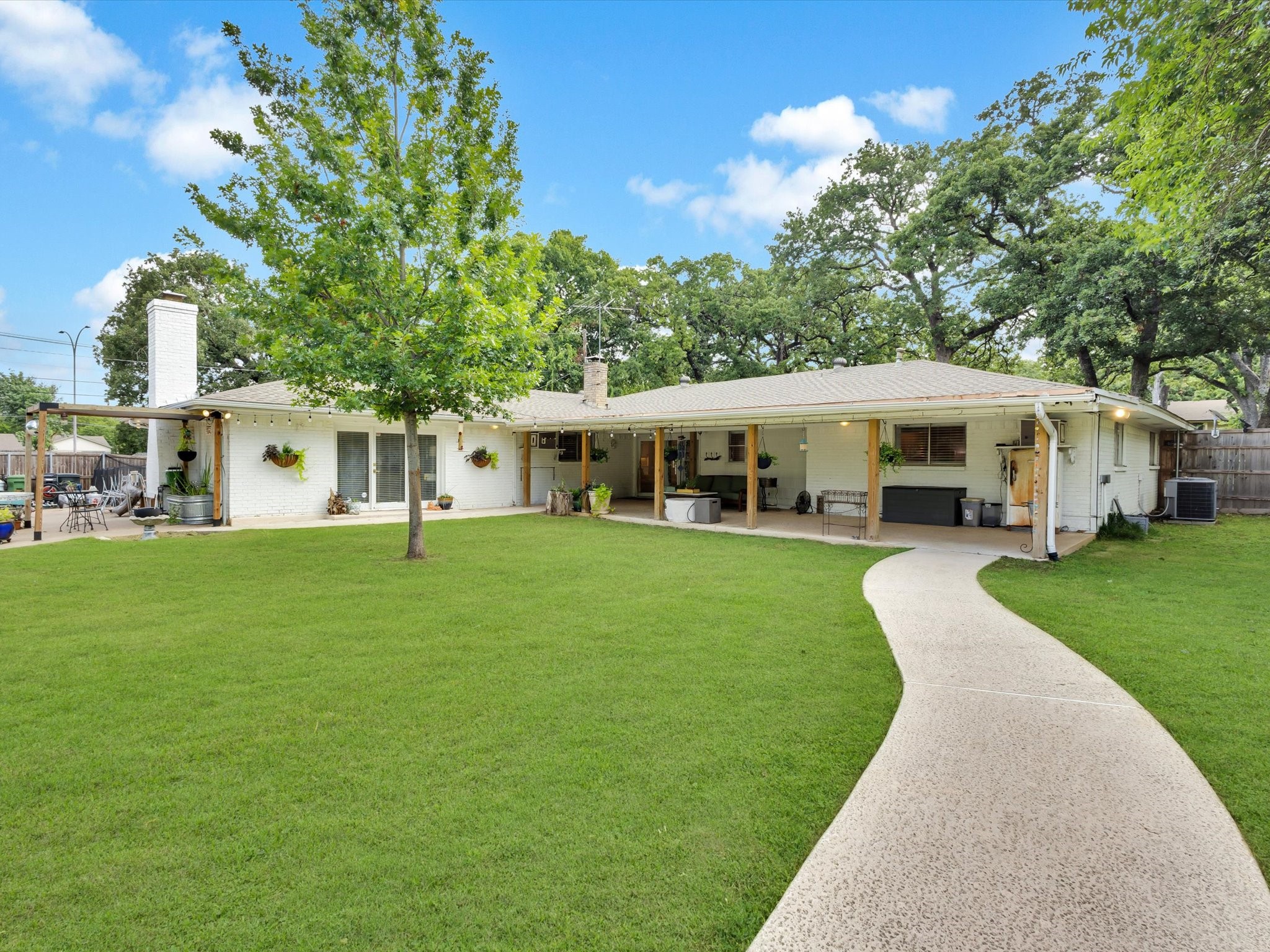 6004 Ken Avenue Arlington TX 76001