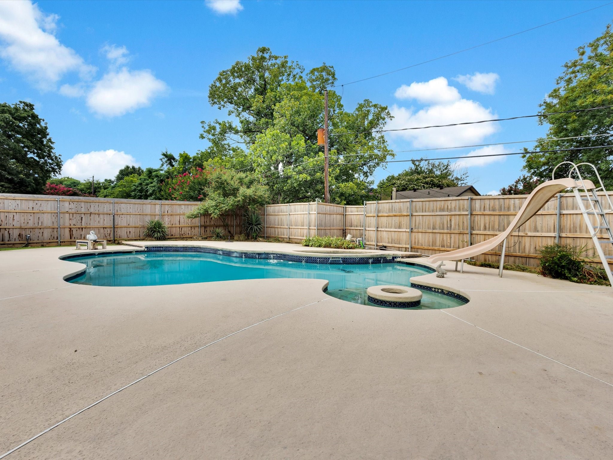 6004 Ken Avenue Arlington TX 76001