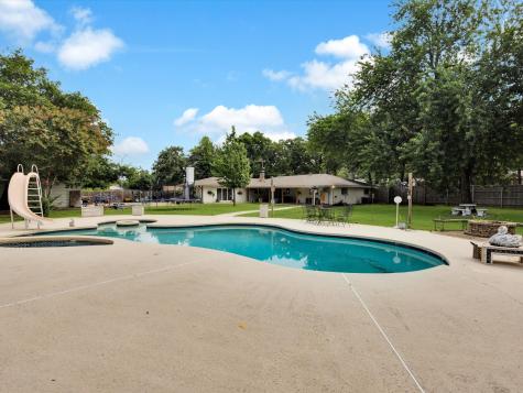 6004 Ken Avenue Arlington TX 76001