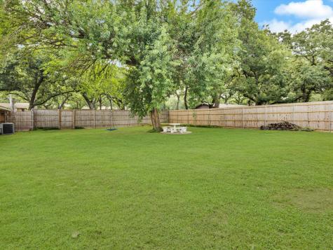 6004 Ken Avenue Arlington TX 76001