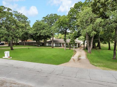 6004 Ken Avenue Arlington TX 76001
