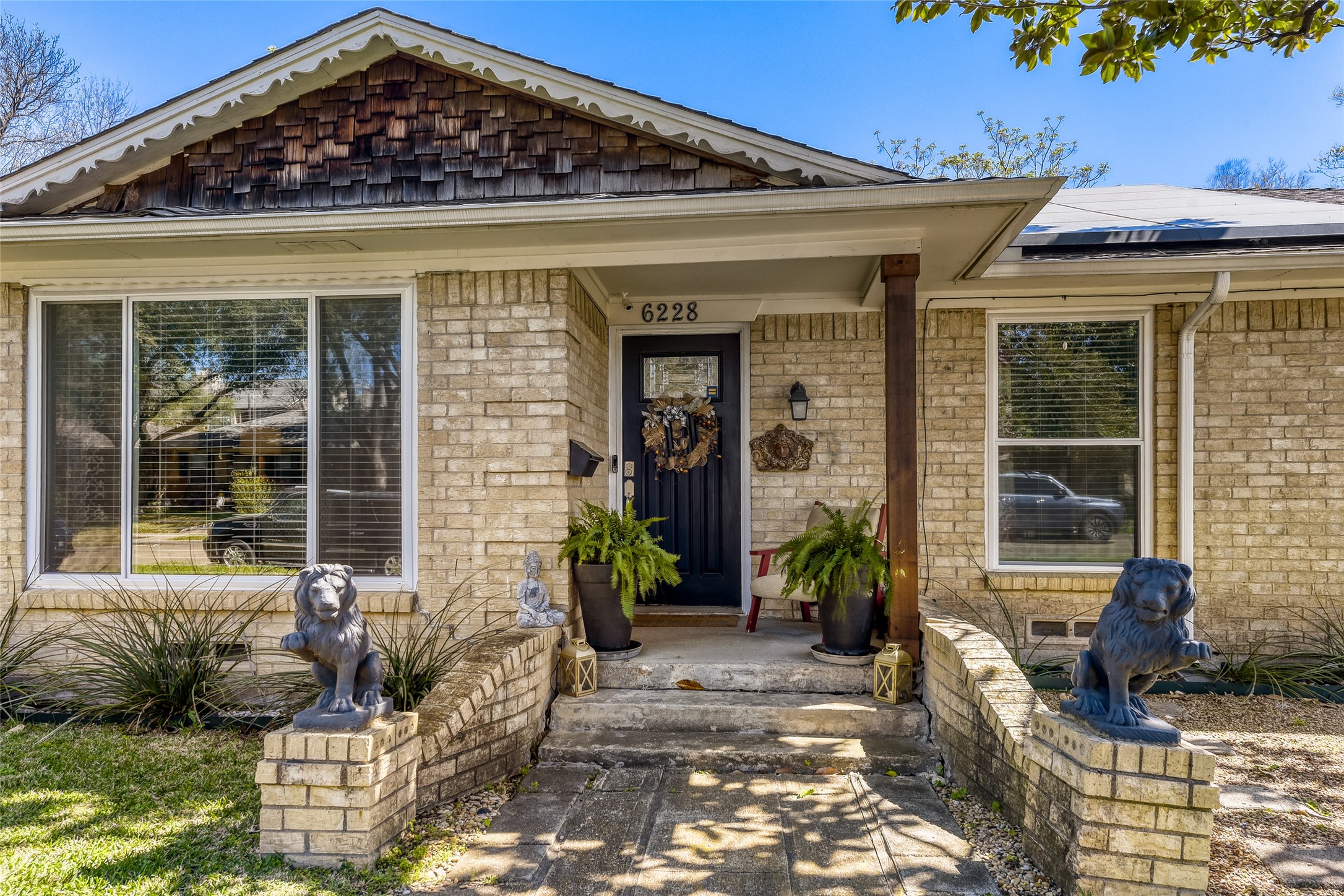 6228 Symphony Lane Dallas TX 75227