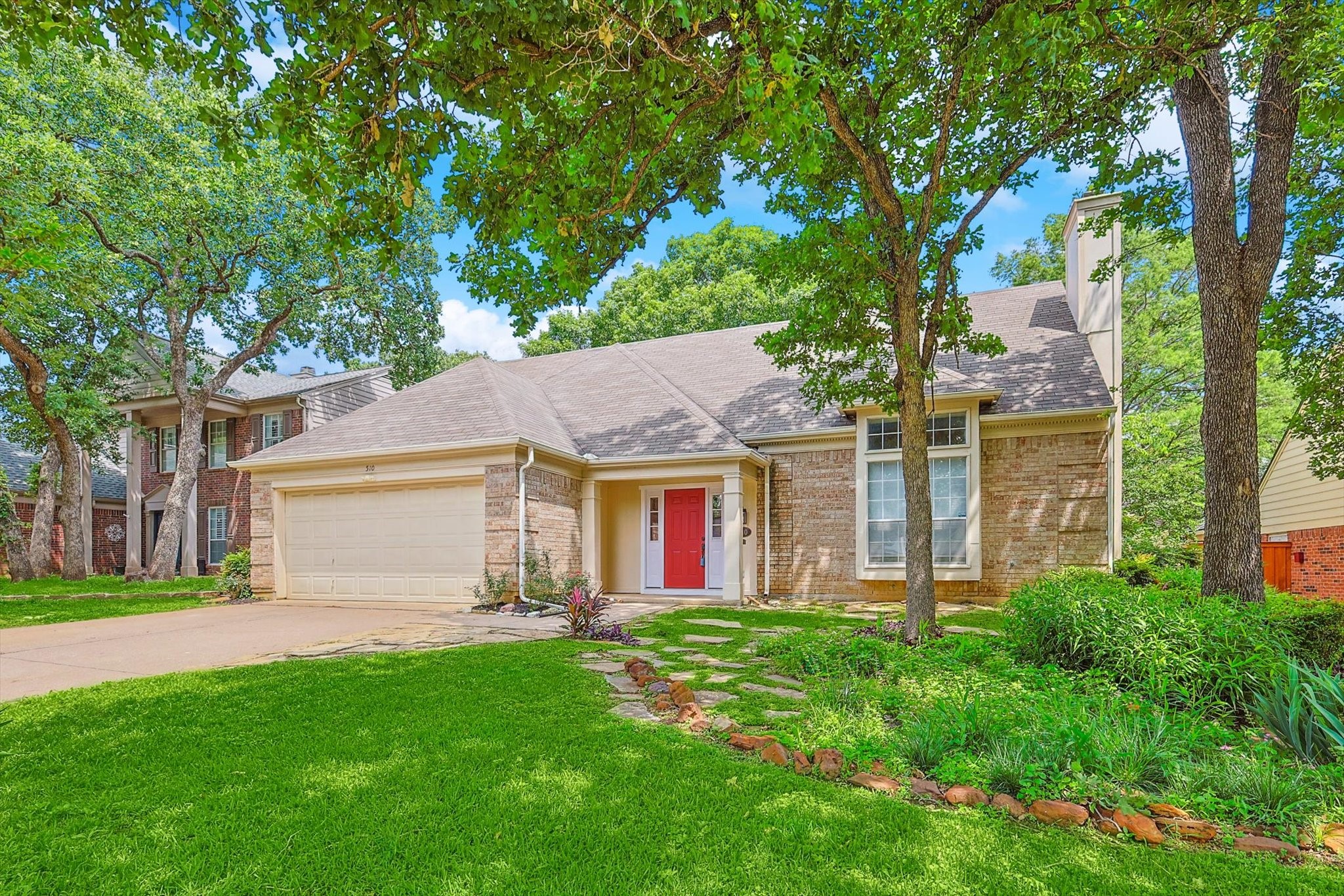 510 Briarcroft Drive Grapevine TX 76051