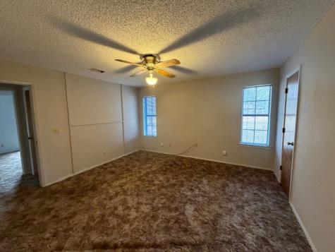 683 Farm Road 2820 Sumner TX 75486