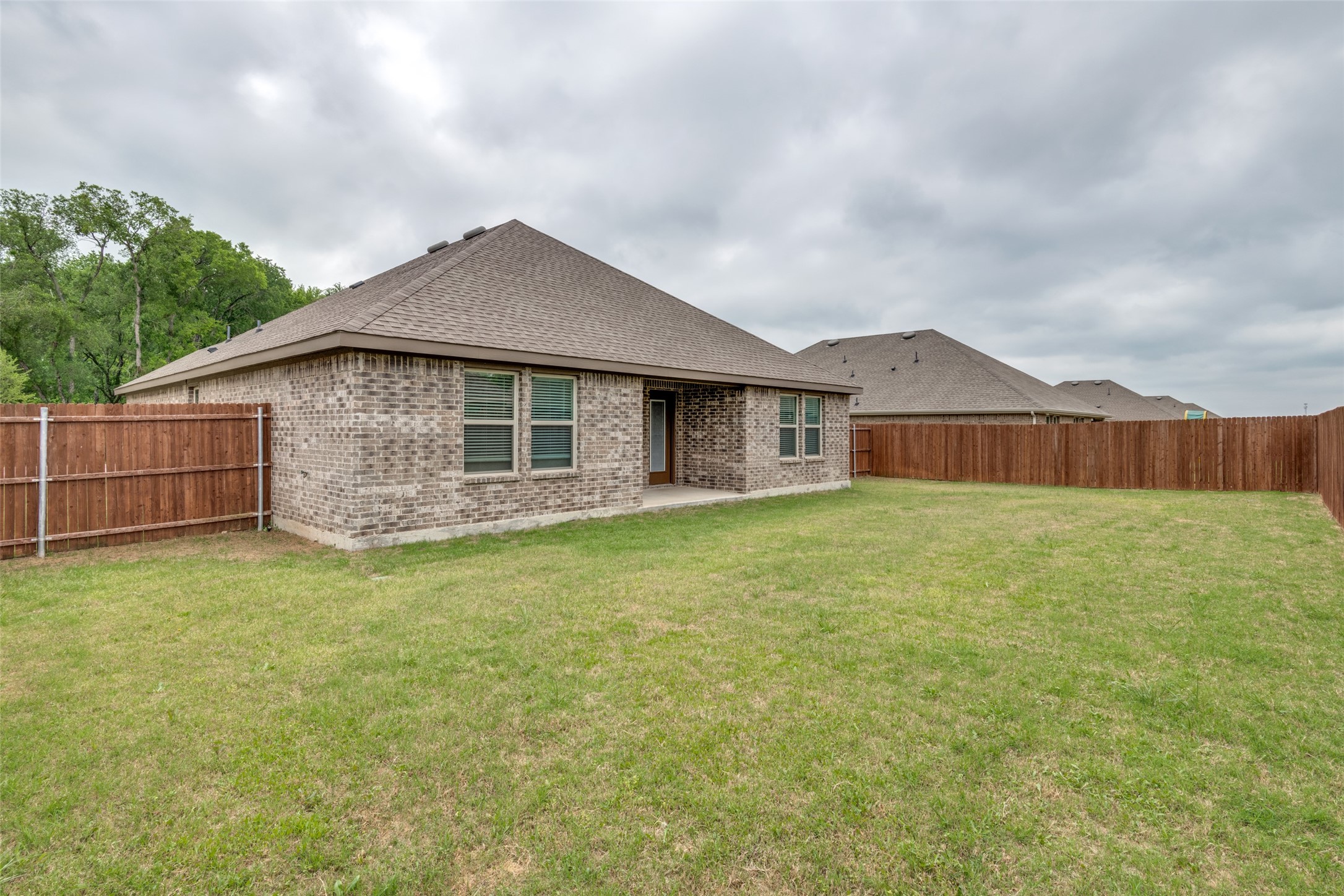 1604 Knoll Crest Drive Kaufman TX 75142