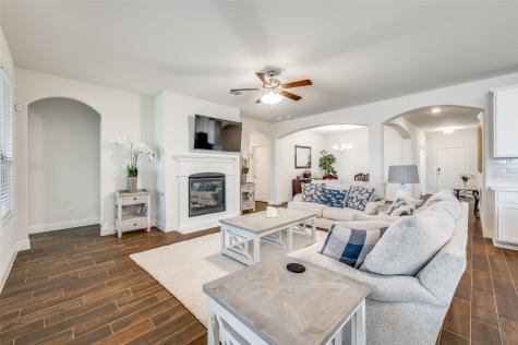 10509 Table Bluff Street Aubrey TX 76227