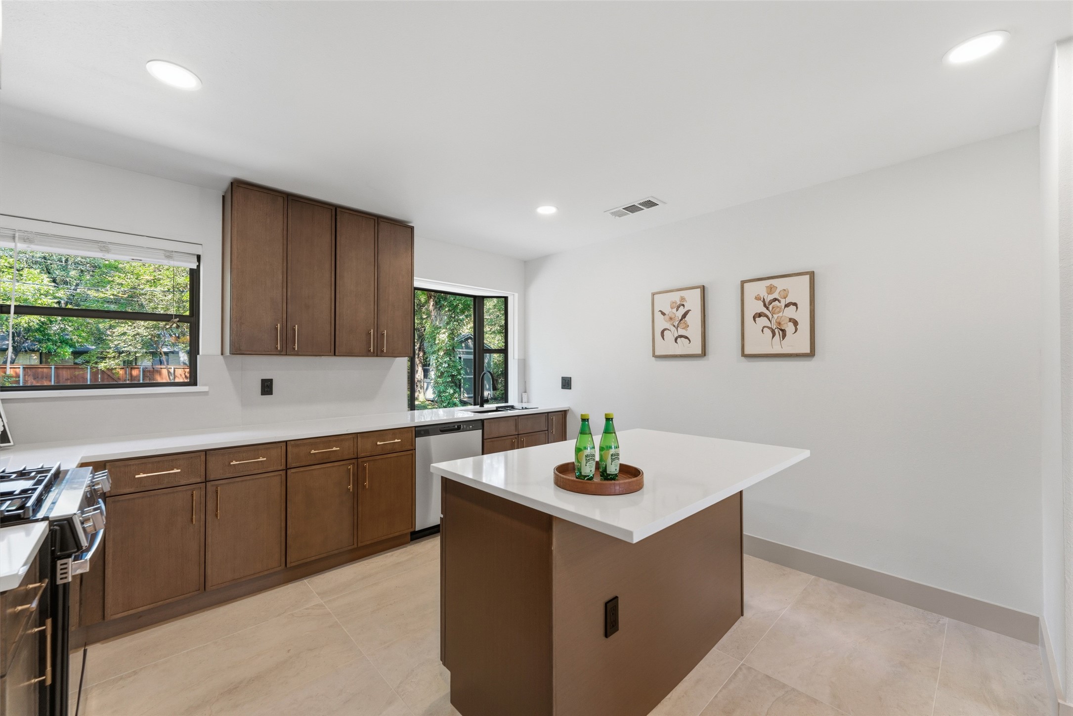 1711 Quadrangle Drive Dallas TX 75228