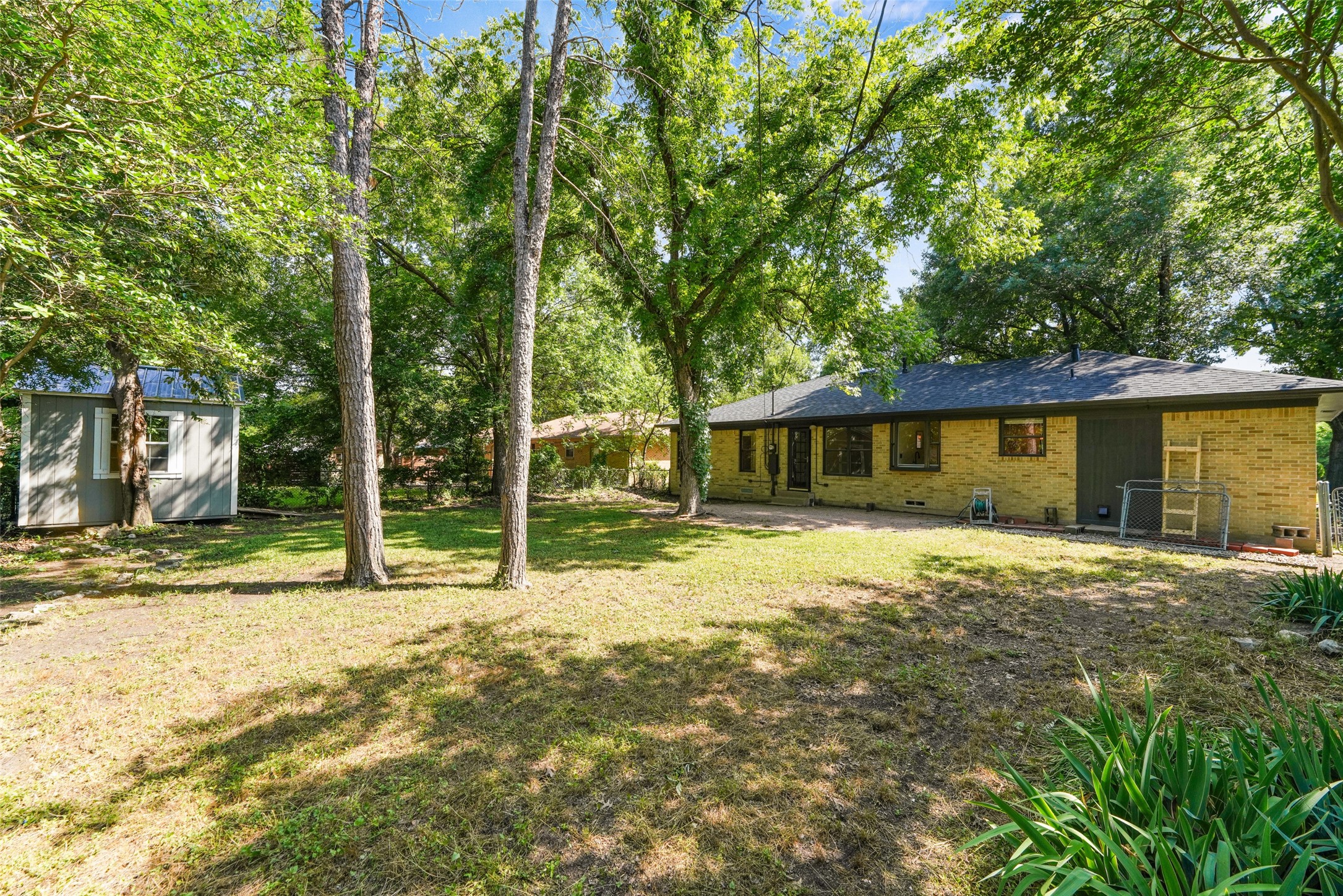 1711 Quadrangle Drive Dallas TX 75228