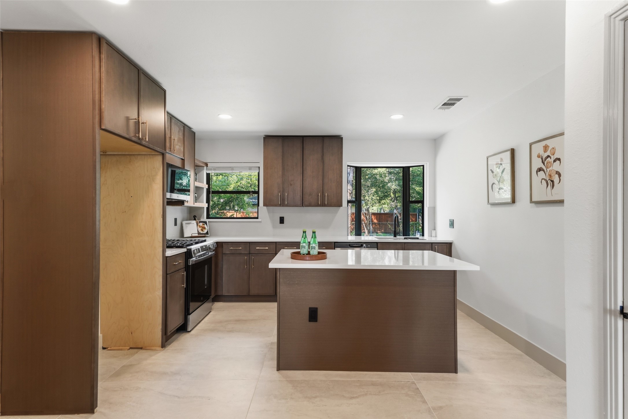 1711 Quadrangle Drive Dallas TX 75228