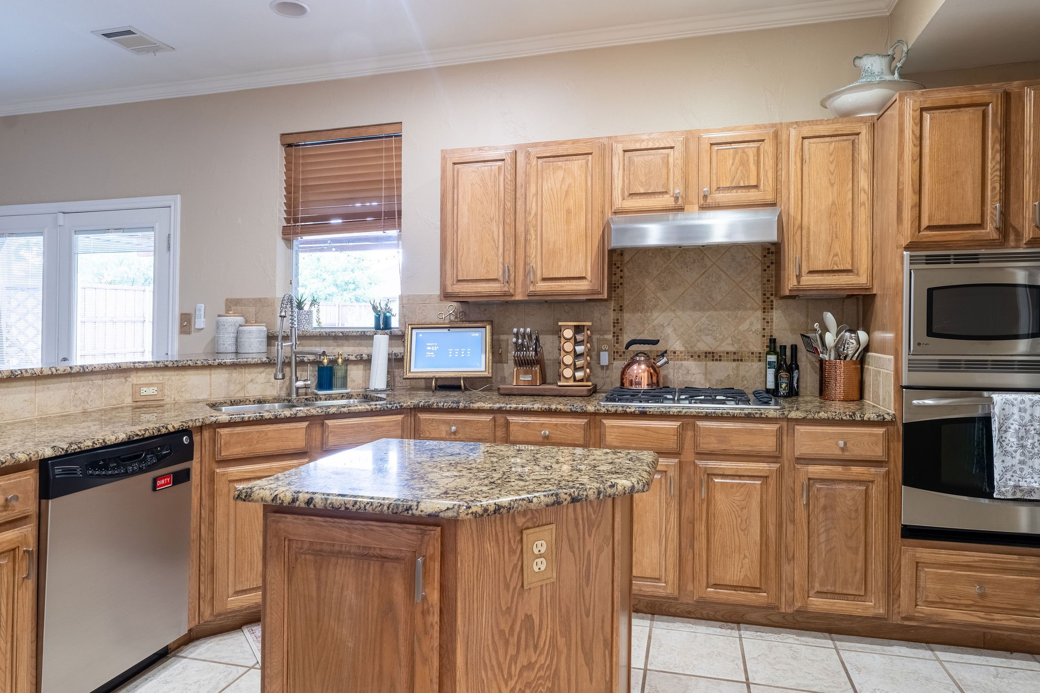 8409 Luna Drive Rowlett TX 75088